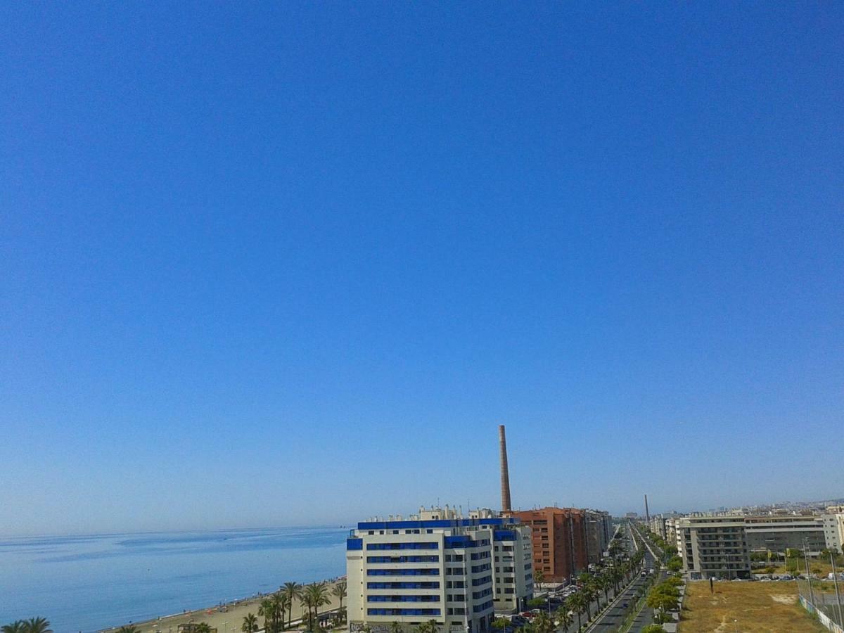 On The Beach! Frente Al Paseo Maritimo, Parking Y Piscina Malaga Zewnętrze zdjęcie